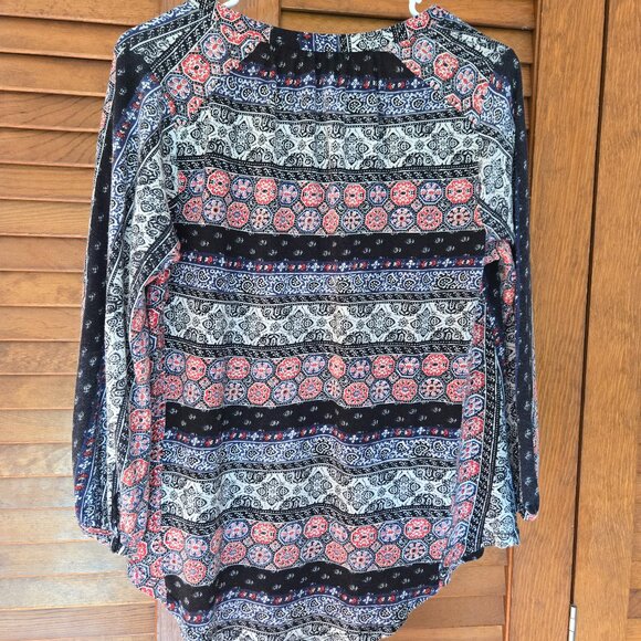 Lucky Brand Red/Black/White/Blue  Boho Top Size Small [C] - Picture 3 of 4